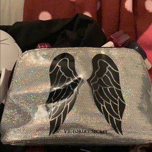 Makeup bag